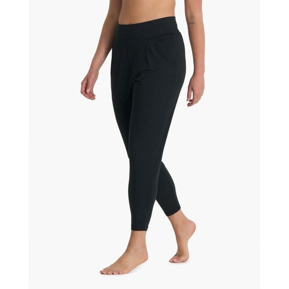 Vuori Black Track Pants - Picture 2 of 13